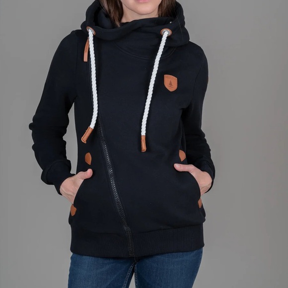Wanakome Tops - Wanakome Athena Black Hoodie
